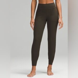 🍋 LULULEMON JOGGERS